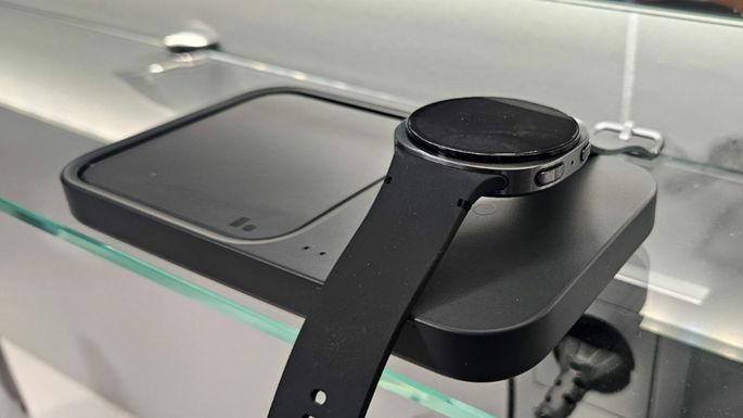 Samsung Galaxy Watch8 a carregar