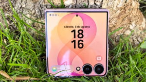 Samsung Galaxy Z Flip8 review: bom dobrável com ausência de evolução