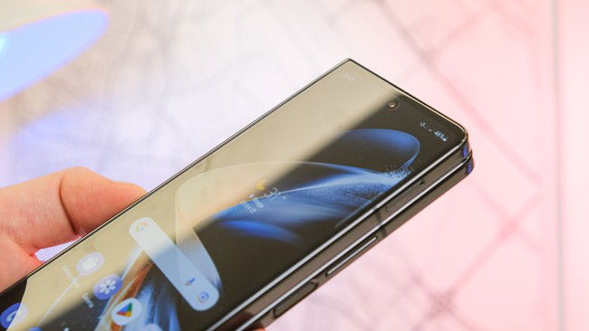 Samsung Galaxy Z Fold4