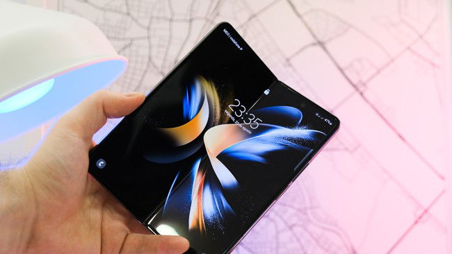 Samsung Galaxy Z Fold4