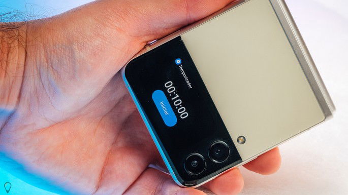 Samsung Galaxy Z Flip3 5G