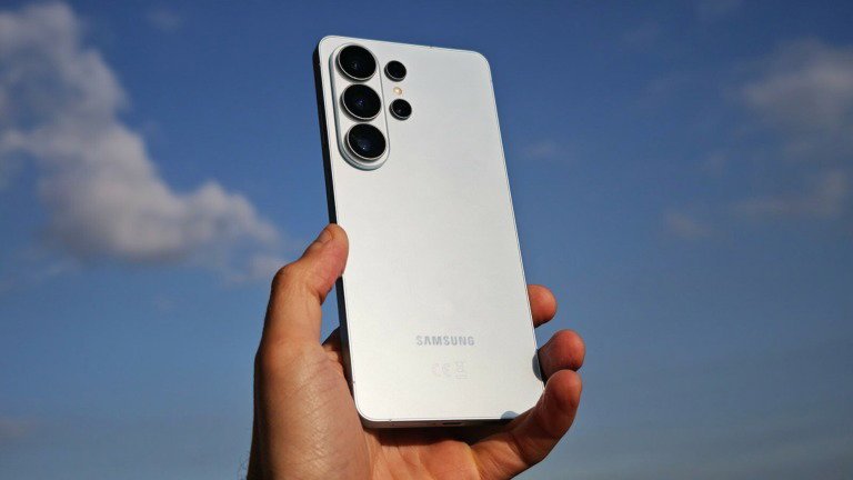 Samsung pode seguir exemplo da Apple e aumentar o preço do Galaxy S26 Ultra