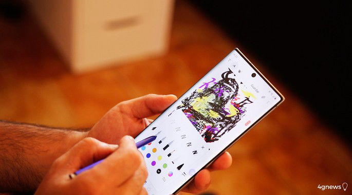 Samsung Galaxy Note 10 + Review