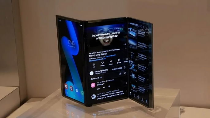 Samsung tri-dobrável