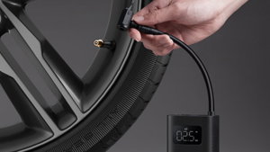 Se andas de carro e bicicleta, esta gadget barato da Xiaomi é a tua salvação