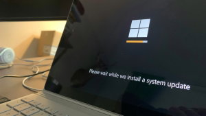 Se instalaste o último update do Windows 11, a tua internet pode estar comprometida