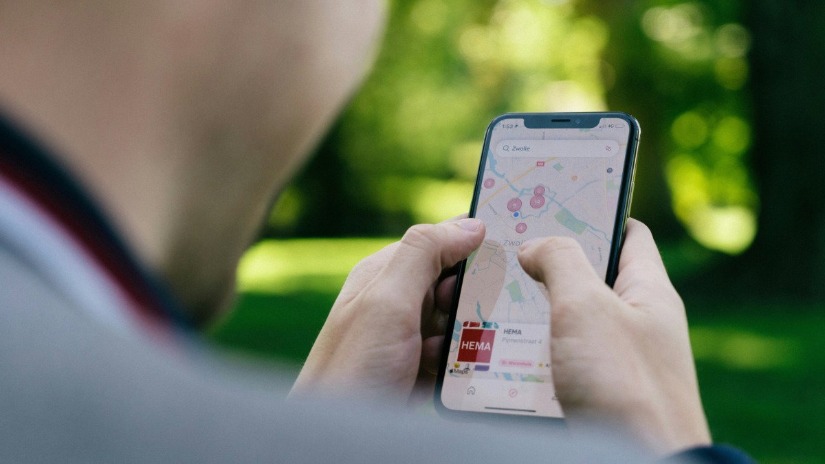 Se usas Apple Maps no iPhone precisas de saber o que pode vir a mudar ...