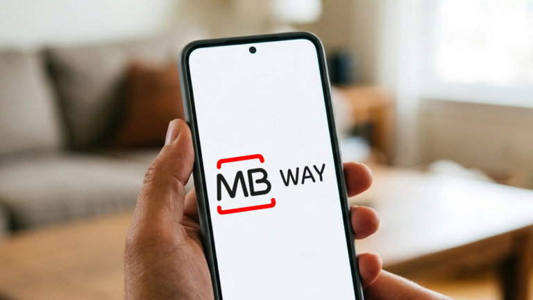 Se vais de férias, esta função do MB Way salva-te da "ruína" financeira