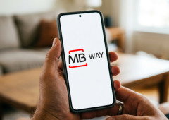 Se vais de férias, esta função do MB Way salva-te da "ruína" financeira