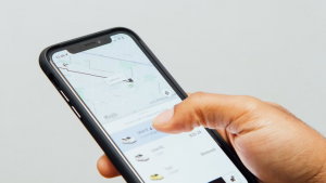 Setembro chega com más notícias para quem anda de Uber e Bolt