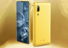 Sharp Aquos S2 contará com sensor biométrico no ecrã