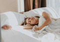 5 smart gadgets até 40€ para o quarto que te vão ajudar a dormir muito melhor