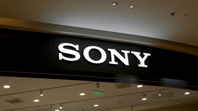 Sony confirma ataque inform&aacute;tico que exp&ocirc;s palavras-passe e dados banc&aacute;rios