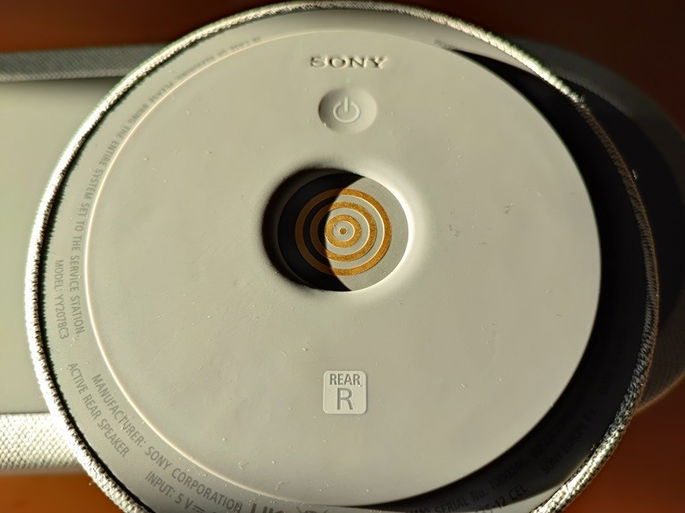 imagem da coluna secundária da Sony HT-AX7