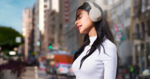 Sony WH1000XM4: poupa mais de 120 € nos auscultadores Bluetooth com ANC