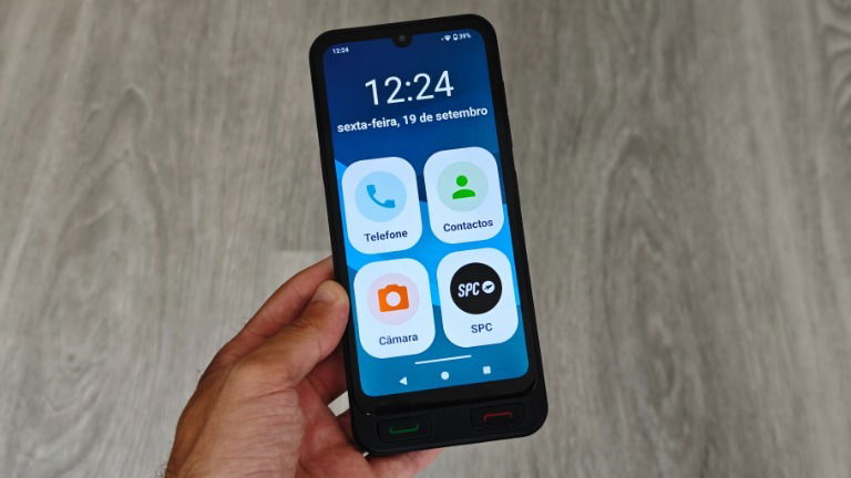 SPC Zeus 2 Pro: testámos o smartphone para idosos que podes controlar à distância