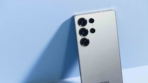 Telemóveis topo de gama são incríveis... mas precisas mesmo de um?