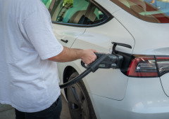 Tens um carro elétrico? O teu seguro pode não cobrir estes danos