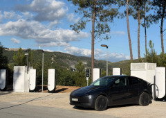 Tesla criou esta função que pode fazer toda a diferença numa emergência