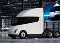 Tesla apresenta nova versão do camião elétrico Semi após 9 anos de espera