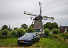 Tesla cedeu às regras da União Europeia: site português já mostra o novo nome