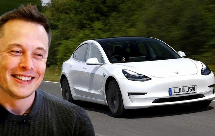 Tesla, liderada por Elon Musk, é a grande referências nos carros elétricos