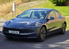 Conduzi o Tesla Model 3 com maior autonomia em Portugal: como correu?