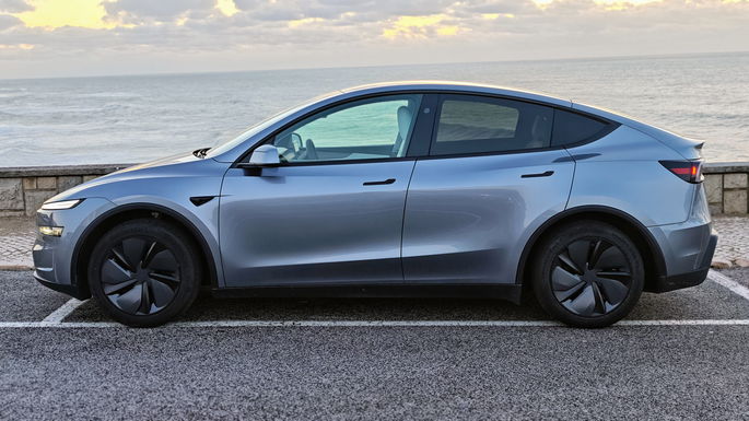 Tesla Model Y Premium