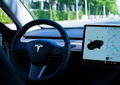 Tesla novamente debaixo de fogo após atropelamento fatal com o piloto automático