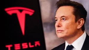 Tesla vai finalmente mostrar o novo supercarro elétrico e há uma promessa louca