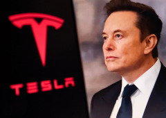 Tesla vai finalmente mostrar o novo supercarro elétrico e há uma promessa louca