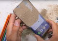 Samsung Galaxy Z Flip7 não resiste a tudo no clássico teste de durabilidade
