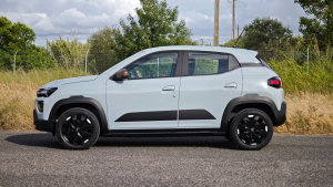 Testei a bateria do Dacia Spring e descobri quantos quilómetros faz na verdade
