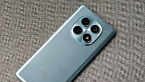 Todos os telemóveis em 2026 deviam ter isto. Mesmo os mais baratos