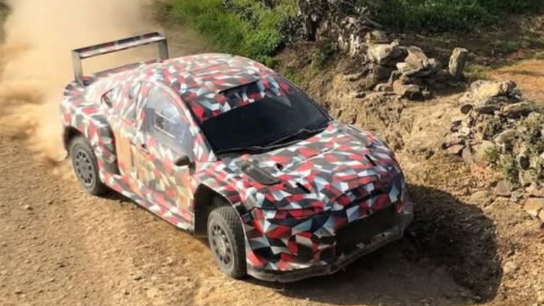 Toyota apanhada a testar um carro em Portugal. E já suspeitamos qual é