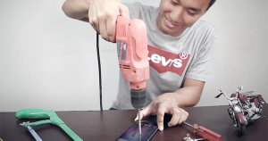 UMi Plus é posto à prova! Riscará o ecrã facilmente?