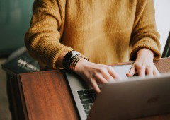 Usas ChatGPT, Gemini ou Claude? Estas regras protegem a tua privacidade e saúde mental