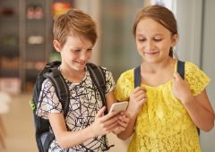 Uso de telemóveis nas escolas pode ser proibido até ao 3.º ciclo