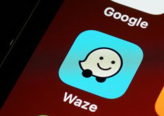 Vais viajar no feriado? O Waze pode poupar-te horas no trânsito