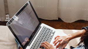 Velocidade da tua Internet é demasiado lenta? Deves fazer isto: diz a ANACOM