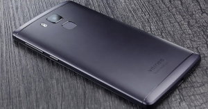 Um olhar detalhado ao Vernee Apollo Lite em preto