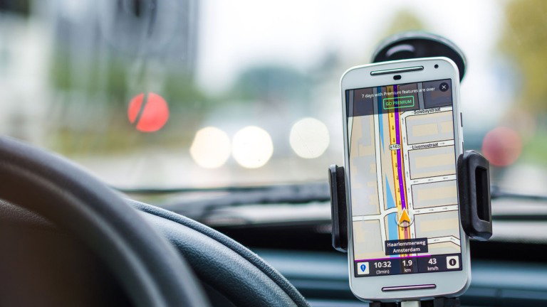 Waze: este recurso pode ajudar-te a evitar trânsito e multas