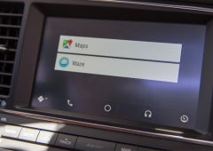 Waze, em fase beta, é finalmente integrado no Android Auto!