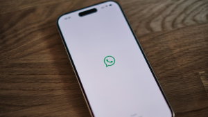 WhatsApp anuncia novas regras para os mais novos, mas o mais importante continua privado