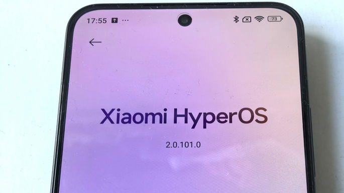 HyperOS num smartphone Xiaomi
