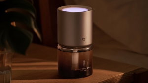 Xiaomi lança difusor inteligente com fragrâncias naturais e iluminação com milhões de cores