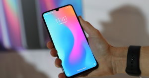 Xiaomi Mi 8 e Xiaomi Mi 9: Quais as diferenças, vale a pena atualizar?