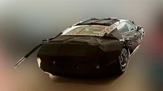 Xiaomi Car apanhado em câmara de vigilância