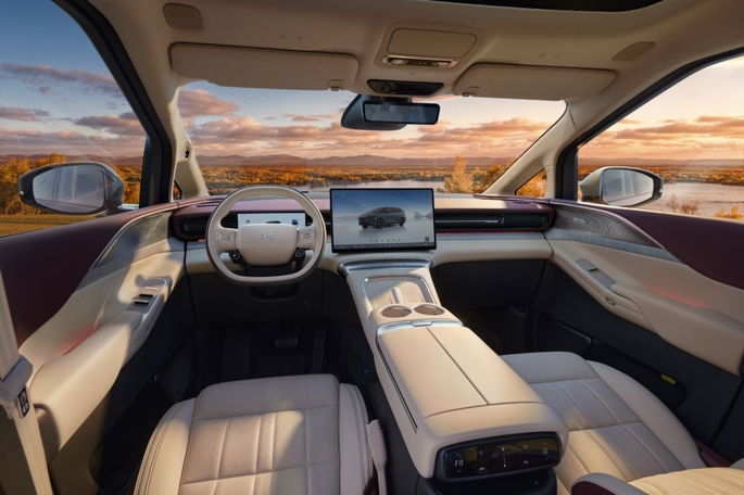 Xpeng X9 EREV interior