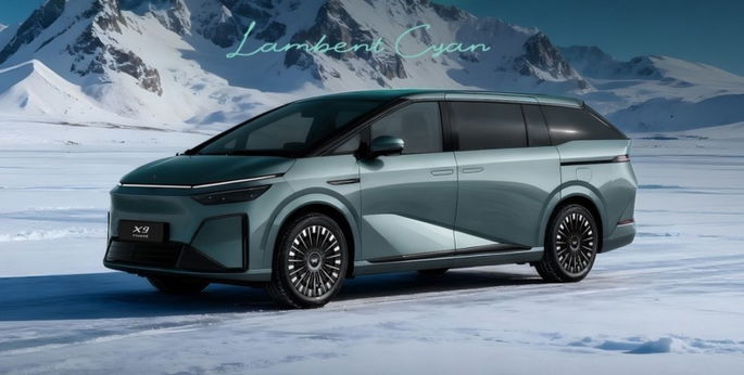 Xpeng X9 EREV exterior